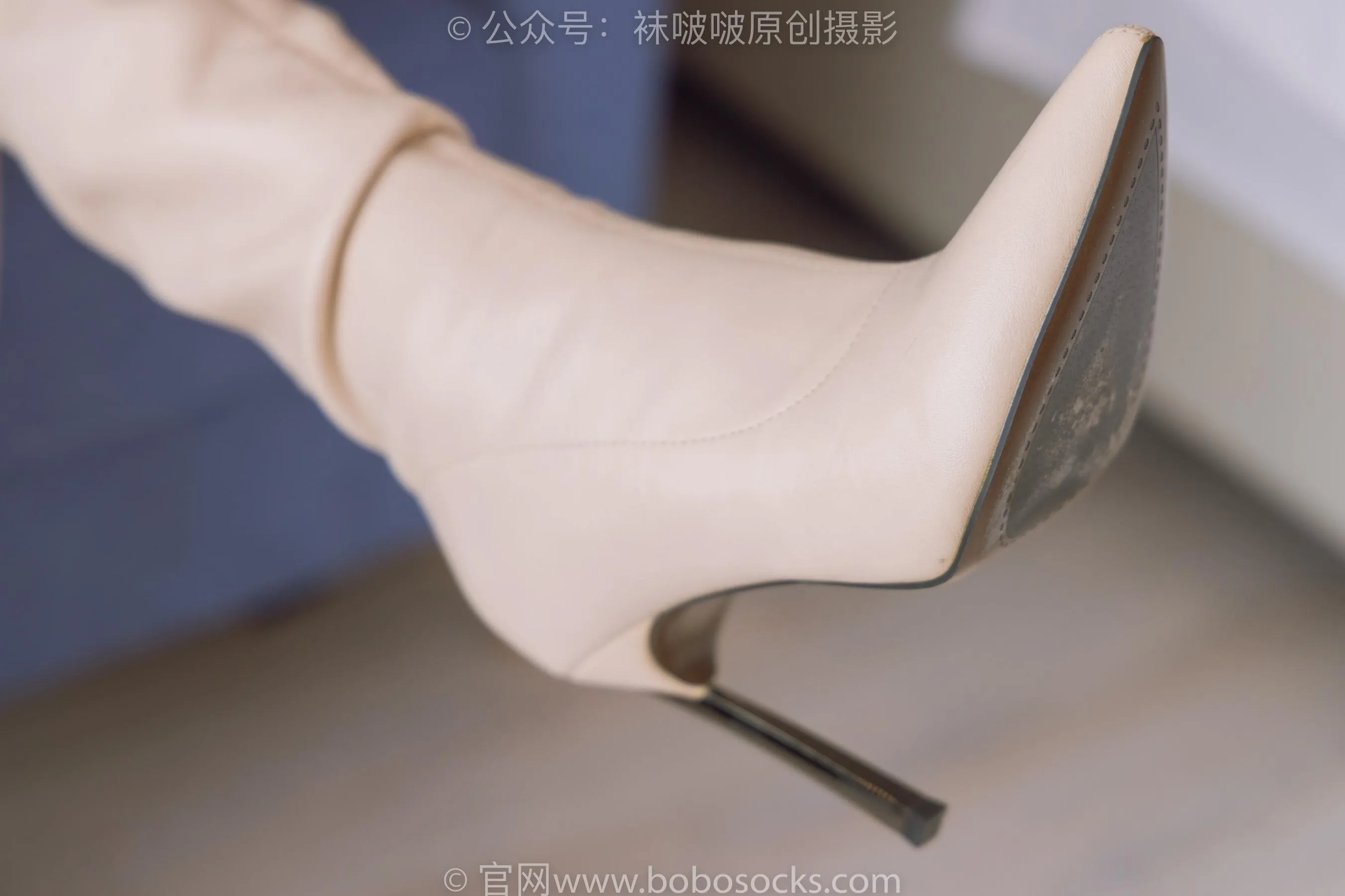 [BoBoSocks袜啵啵]NO.203 三双靴子、黑丝、网袜[23] [54P]插图